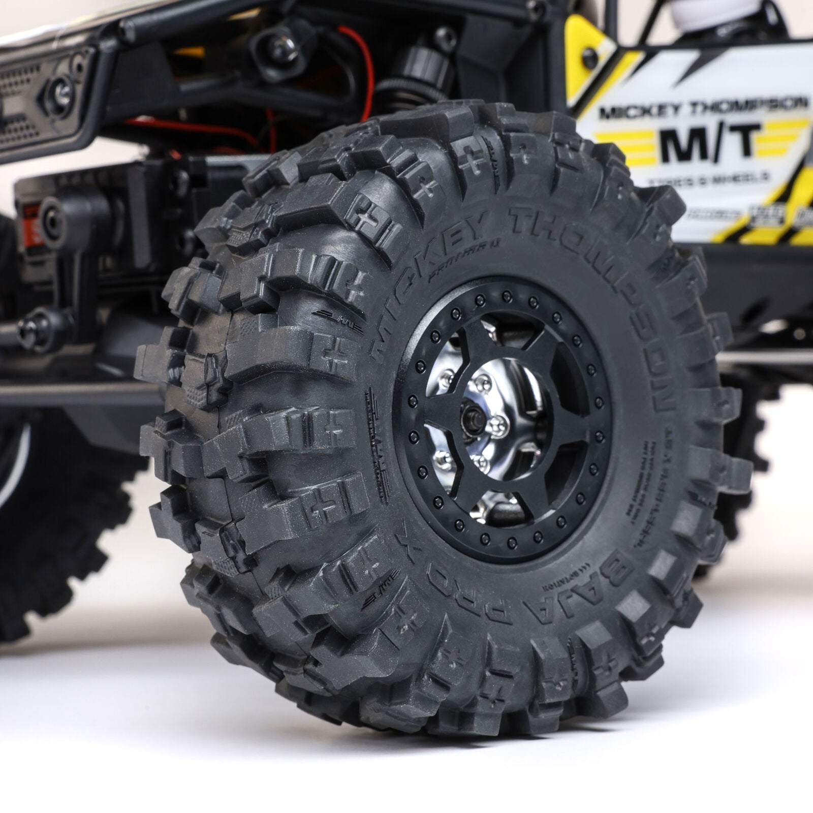 Axial 1/18 UTB18 Capra 4WS 4WD Trail Buggy RTR with Battery & Charger Horizon Hobby