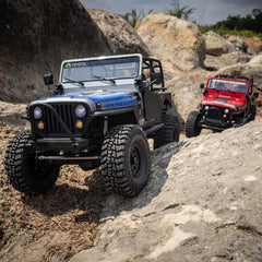 Axial SCX10 III Jeep CJ-7 RTR 4WD Rock Crawler w/DX3 2.4GHz Radio (AXI03008) Horizon Hobby