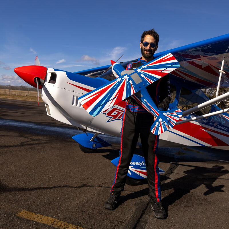 E-flite: Decathlon RJG 1.2m BNF Basic with AS3X and SAFE Select (EFL09250) Horizon Hobby