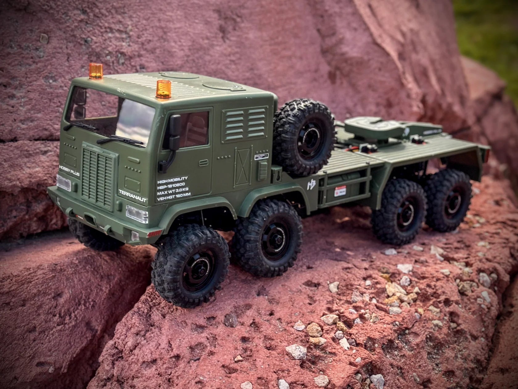 HobbyPlus CR18P Terranaut 8X8, Active AWS HDRC