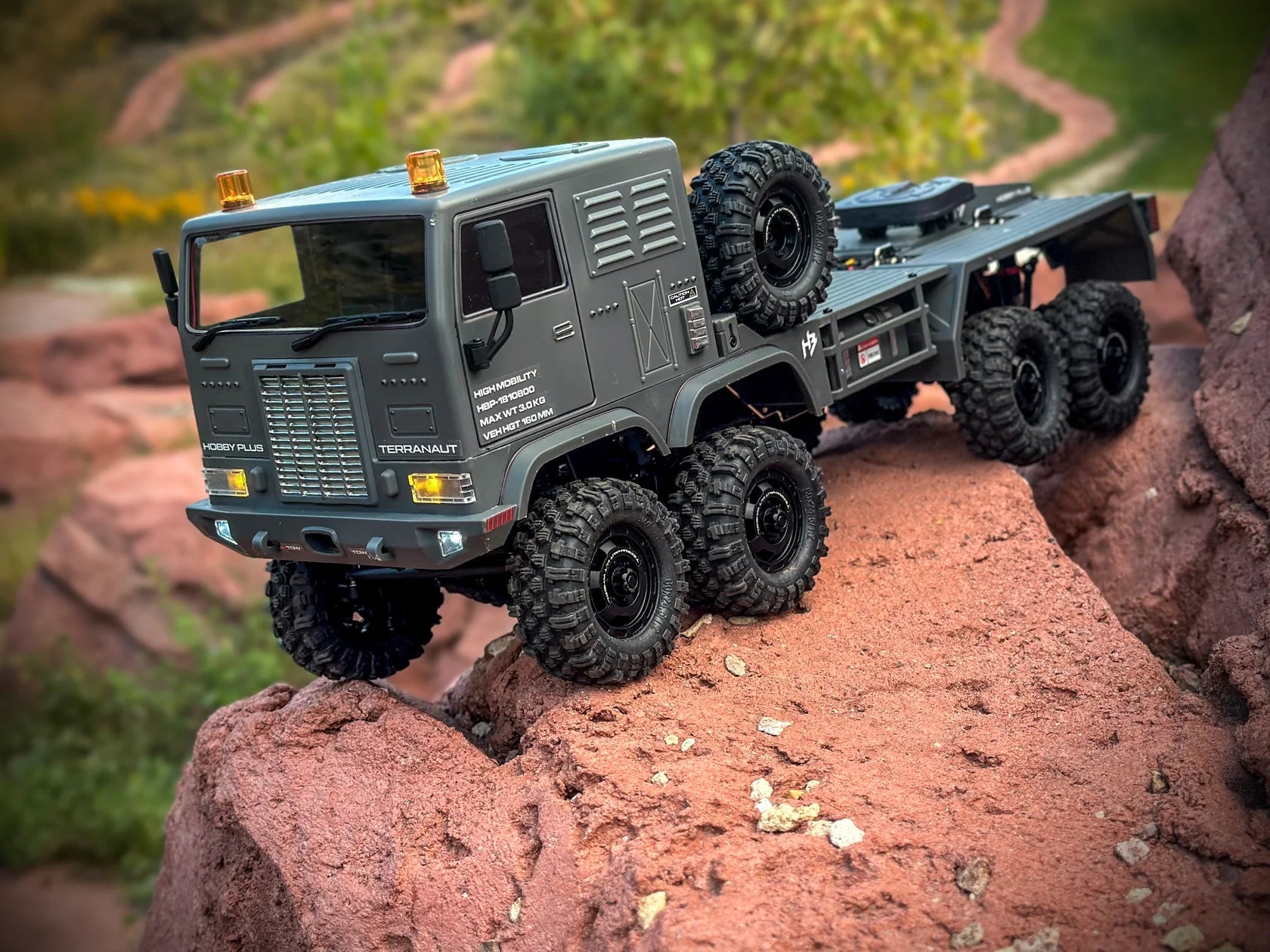 HobbyPlus CR18P Terranaut 8X8, Active AWS HDRC