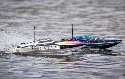 ProBoat Recoil 2 18" Self-Righting Brushless Deep-V RTR (PRB08053) Horizon Hobby