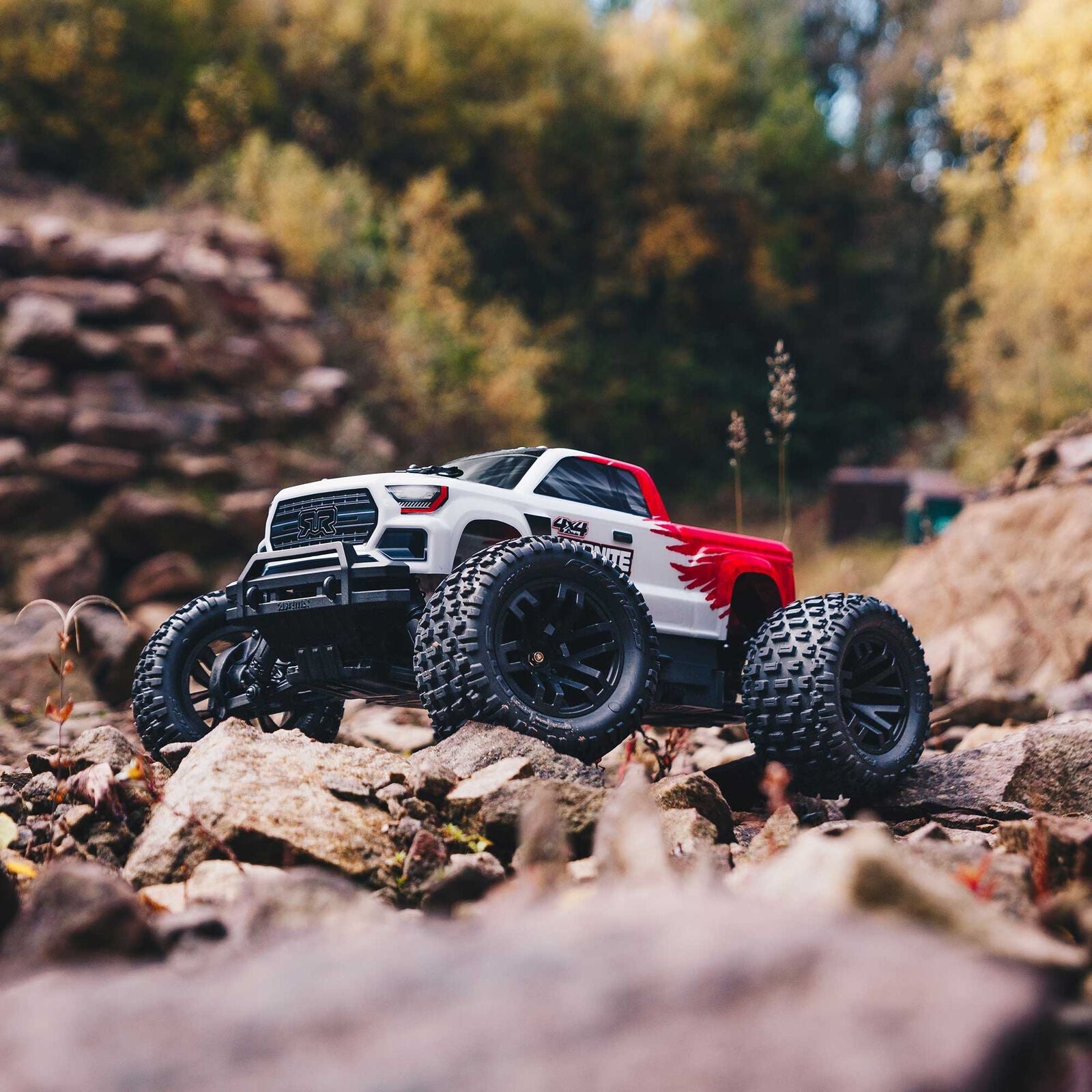 ARRMA 1/10 Granite MEGA 550 Brushed 4WD Monster Truck RTR (ARA4202V3) Horizon Hobby