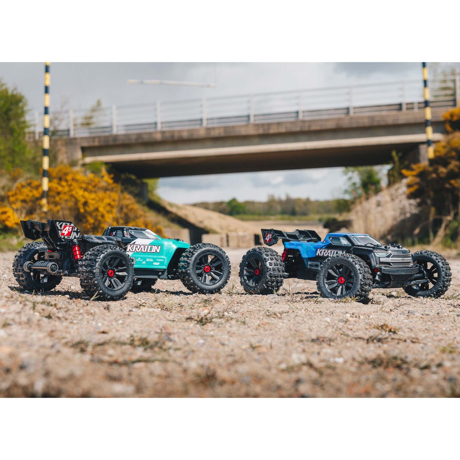 ARRMA 1/10 KRATON 4X4 4S V2.5 BLX Speed Monster Truck RTR (ARA4408V2) Horizon Hobby