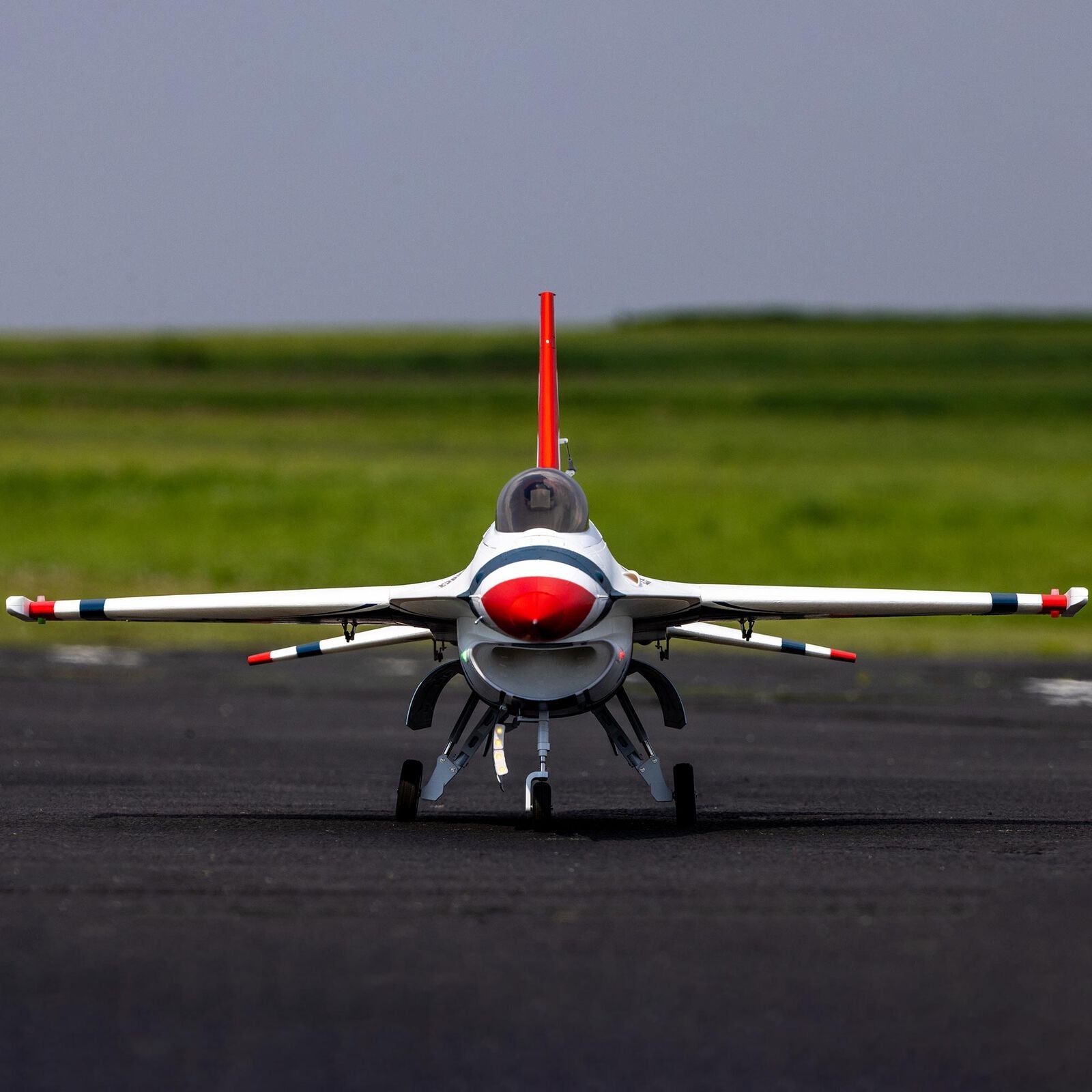 E-flite F-16 Thunderbirds 80mm EDF ARF Plus (EFL87970) Horizon Hobby