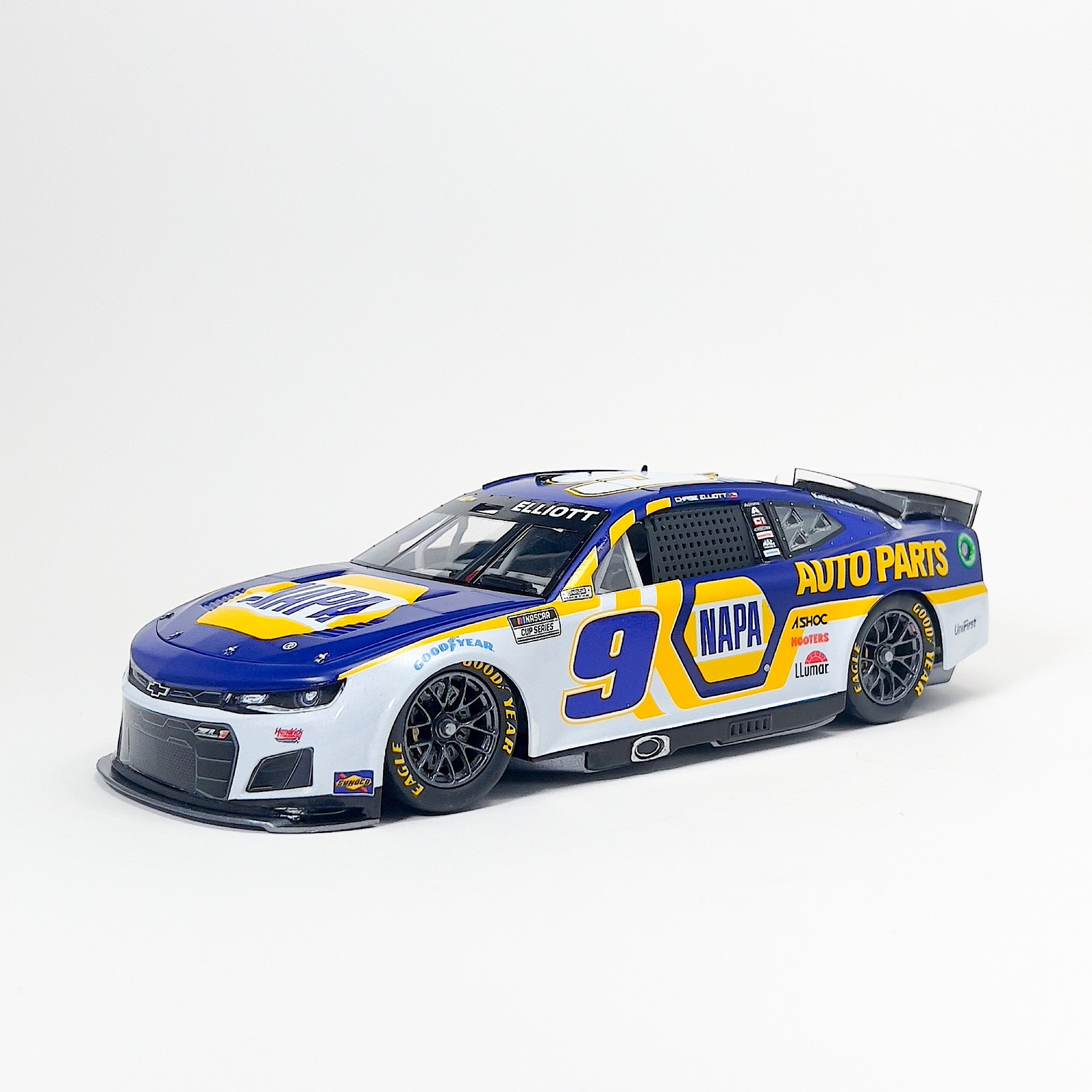Salvino's JR Models 1/24 Hendrick Motorsports Chase Elliot 2022 Camaro Plastic Model Car Kit (SJMHMC2022CEP) HRP