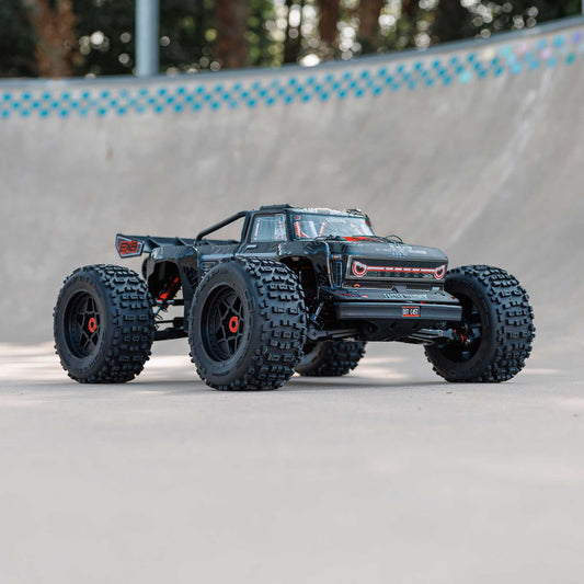 ARRMA 1/5 OUTCAST 4X4 8S BLX EXB Brushless Stunt Truck RTR, Black (ARA5810V2T1)
