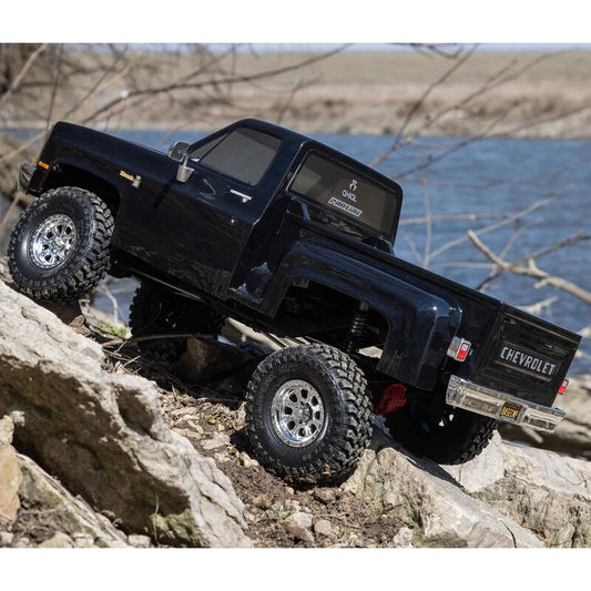 Axial 1/10 SCX10 III Base Camp 1982 Chevy K10 4X4 RTR, (AXI03030T2)