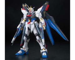 Bandai: MG 1/100 Strike Freedom Gundam (Full Burst Mode) Model Kit (BAS2000634)