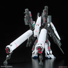 Bandai 1:144 RG #30 Full Armor Unicorn Gundam (BAN2435953)