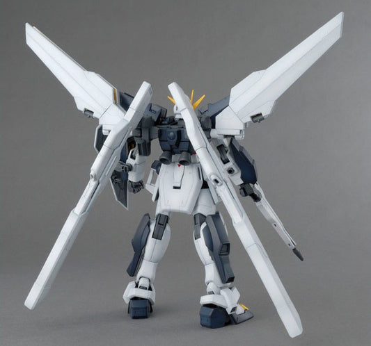 Bandai 1:100 MG Gundam Double X (BAN2267185)