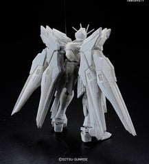 Strike Freedom Gundam Z.A.F.T. Mobile Suit ZGMF-X20A 1/144 Scale