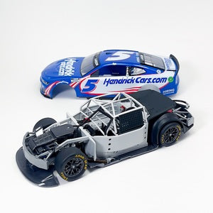 Salvino's JR Models 1/24 Hendrick Motorsports Kyle Larson 2022 Camaro Plastic Model Car Kit (SJMHMC2022KLP)